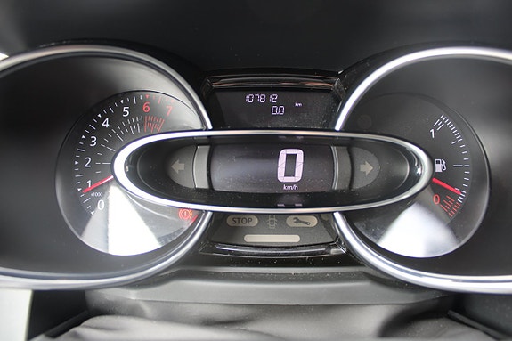 Renault Clio 13 of 13
