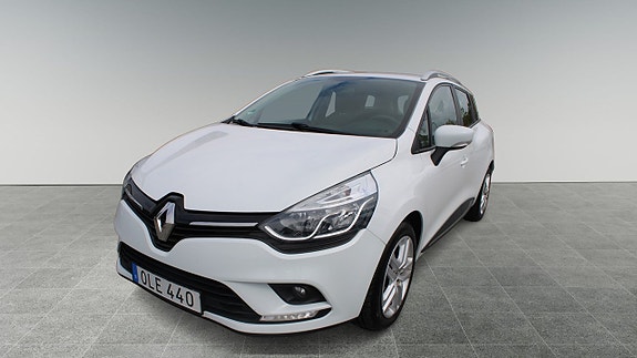 Renault Clio 2 of 13
