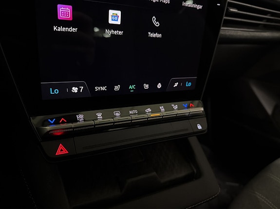 Renault Megane E-Tech 20 of 29