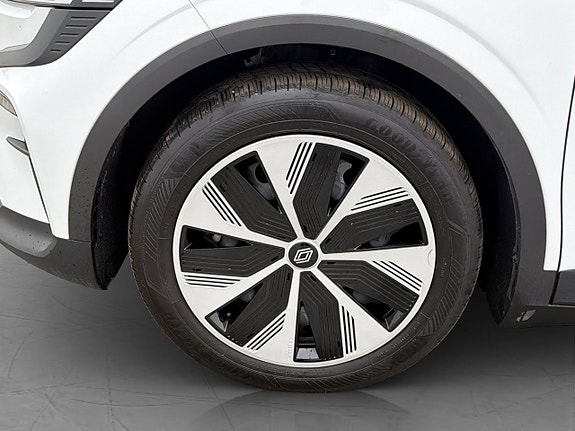 Renault Megane E-Tech 26 of 29