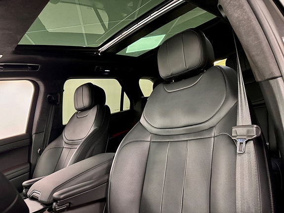 Land Rover Range Rover Sport 6 of 16