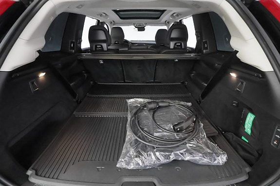 Volvo XC90 8 of 30
