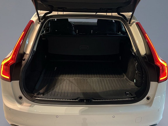 Volvo V90 9 of 11