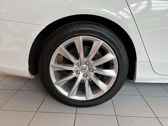 Volvo V90 10 of 11