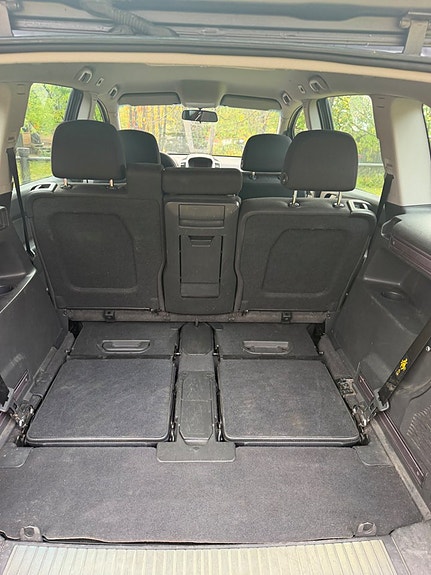 Opel Zafira 14 of 14