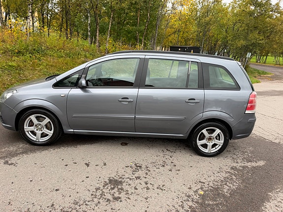 Opel Zafira 8 of 14