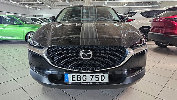Mazda CX-30 4 of 9