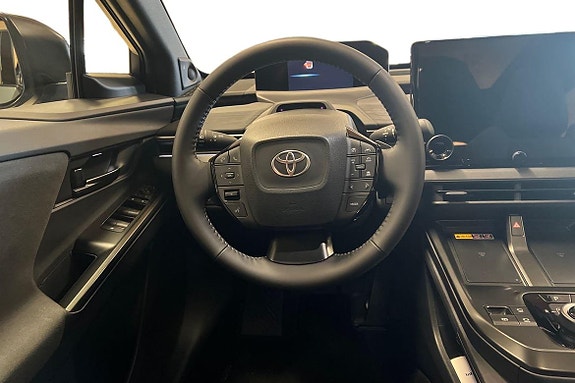 Toyota C-HR 11 of 21