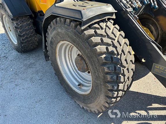 Redskapsbärare Wille 655 med vikplog 20 of 27
