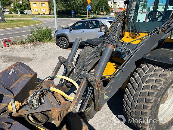 Redskapsbärare Wille 655 med vikplog 9 of 27