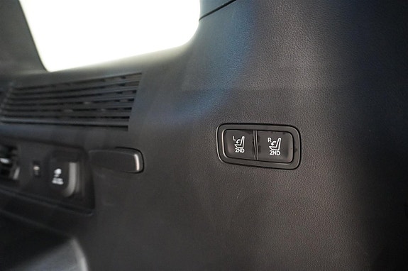 Hyundai Santa Fe 10 of 17