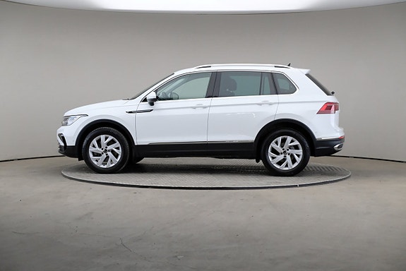 Volkswagen Tiguan 4 of 24