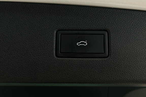 Volkswagen Tiguan 15 of 24