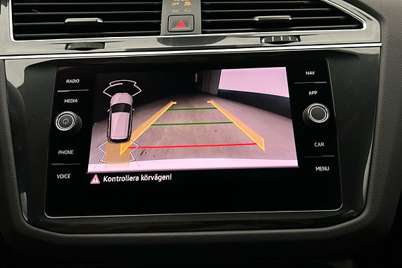 Volkswagen Tiguan 22 of 24