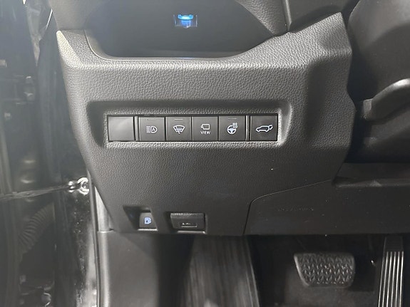 Toyota RAV4 17 of 19