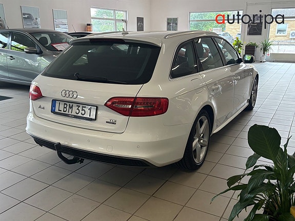 Audi A4 5 of 14