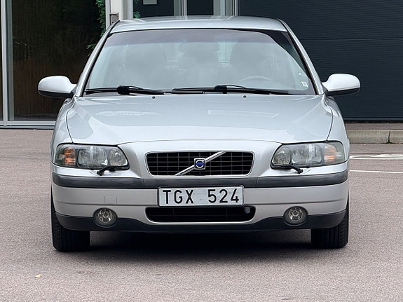 Volvo S60 3 of 16