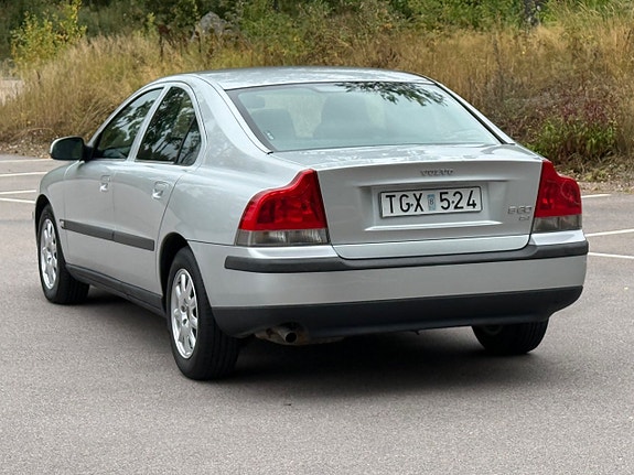 Volvo S60 7 of 16