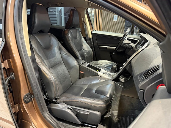Volvo XC60 18 of 24