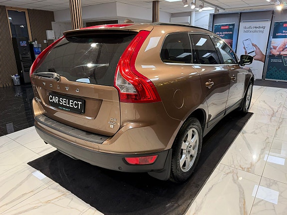 Volvo XC60 6 of 24