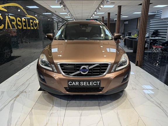 Volvo XC60 8 of 24