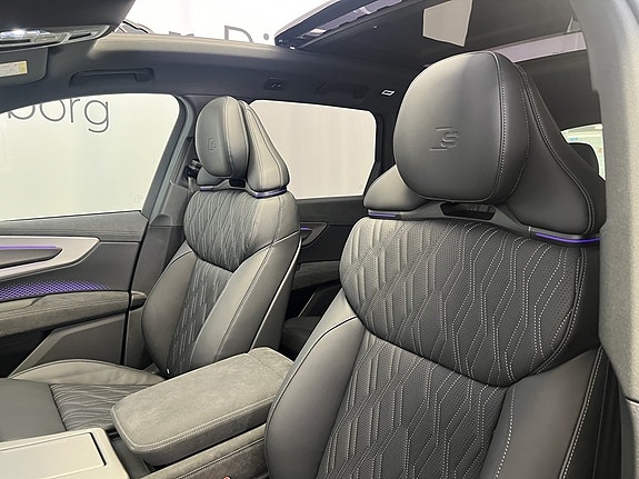Audi Q7 10 of 19