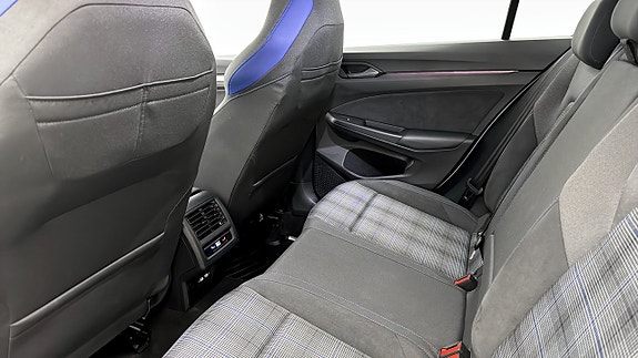 Volkswagen Golf I 11 of 19