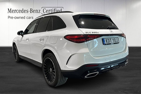 Mercedes-Benz GLC300 e 4 of 19
