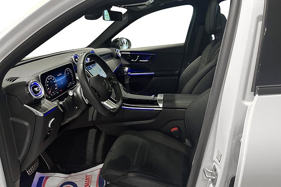 Mercedes-Benz GLC300 e 8 of 19