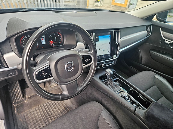 Volvo S90 4 of 5