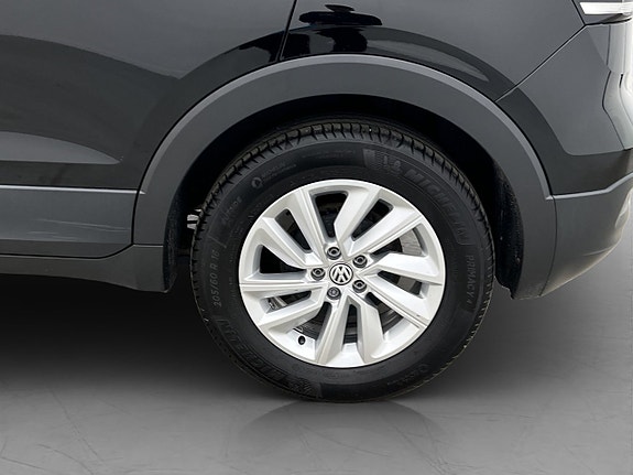 Volkswagen T-Cross 23 of 25