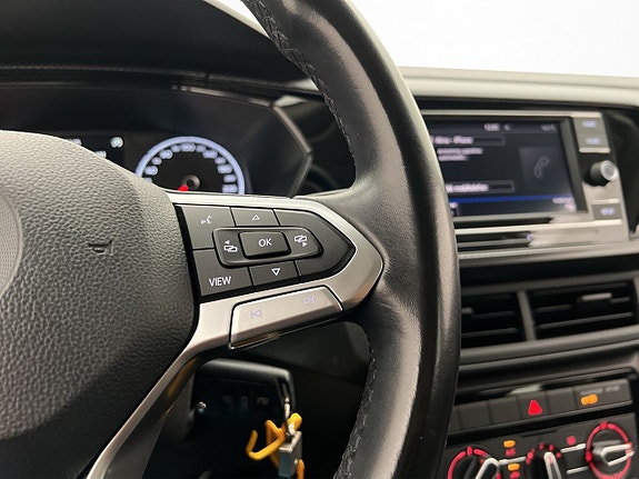 Volkswagen T-Cross 17 of 25