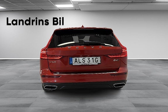 Volvo V60 Cross Country 5 of 20