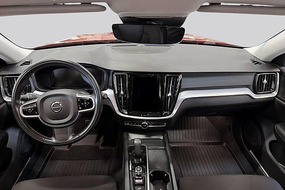 Volvo V60 Cross Country 7 of 20