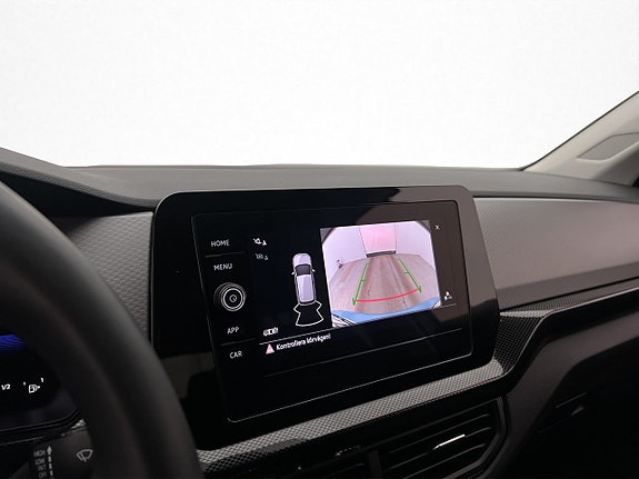 Volkswagen T-Cross 17 of 28