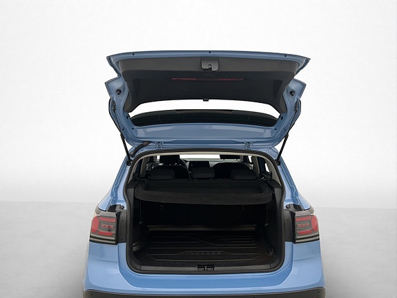 Volkswagen T-Cross 24 of 28