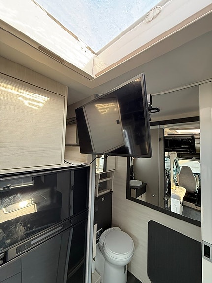 Chausson 650 TITANIUM PREMIUM Dieselvärmare, automatlåda 170hk, stor garderob med mer 21 of 21