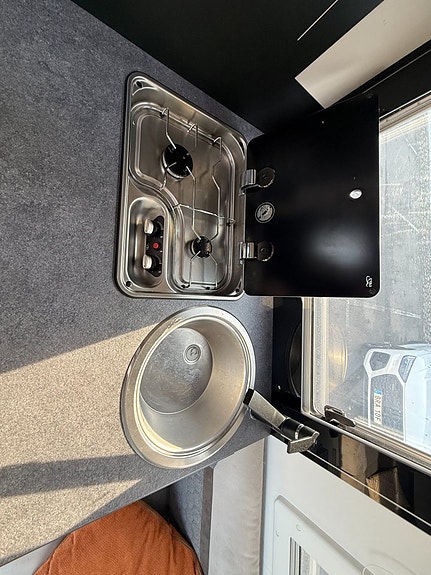 Chausson 650 TITANIUM PREMIUM Dieselvärmare, automatlåda 170hk, stor garderob med mer 12 of 21