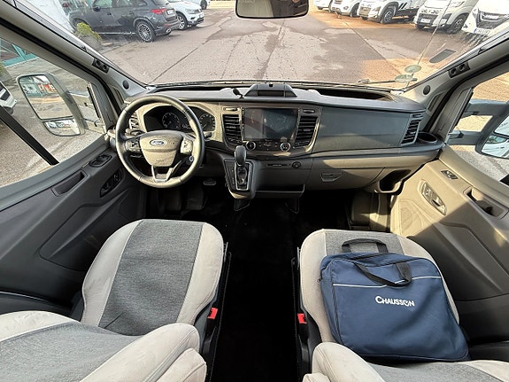 Chausson 650 TITANIUM PREMIUM Dieselvärmare, automatlåda 170hk, stor garderob med mer 10 of 21