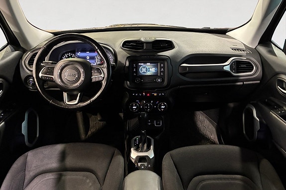 Jeep Renegade 11 of 17