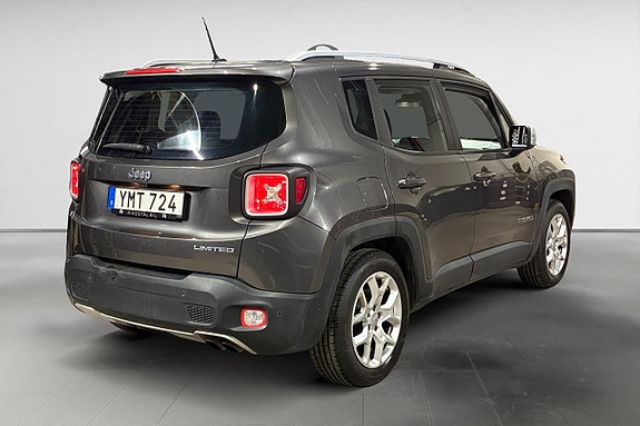 Jeep Renegade 7 of 17