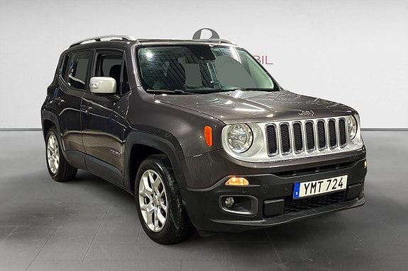Jeep Renegade 9 of 17