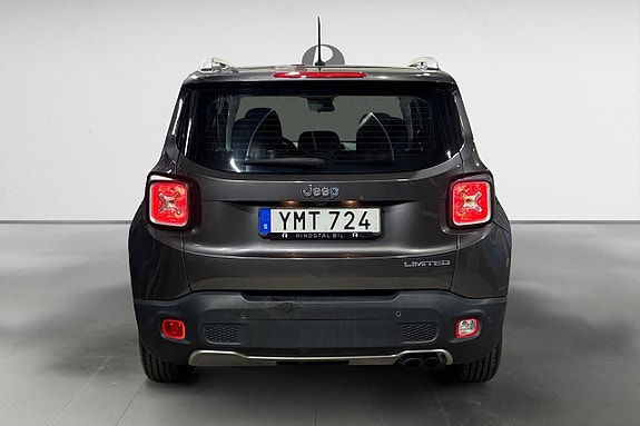 Jeep Renegade 6 of 17