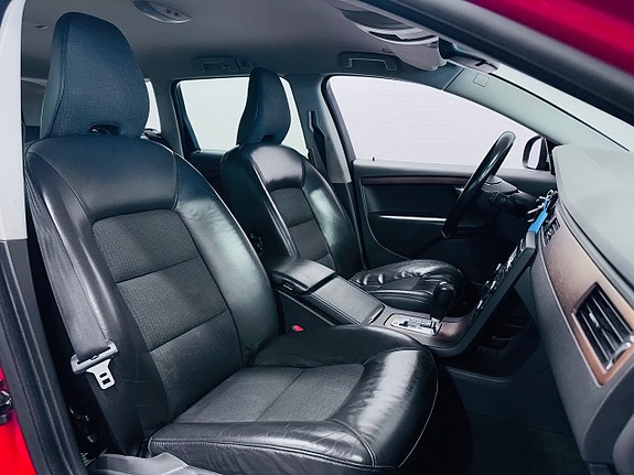 Volvo V70 6 of 18