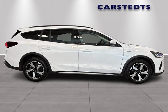 Ford Focus 2 of 16