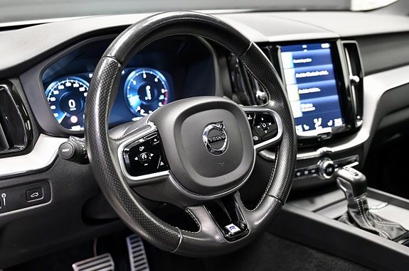 Volvo XC60 19 of 28