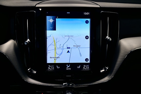 Volvo XC60 25 of 28