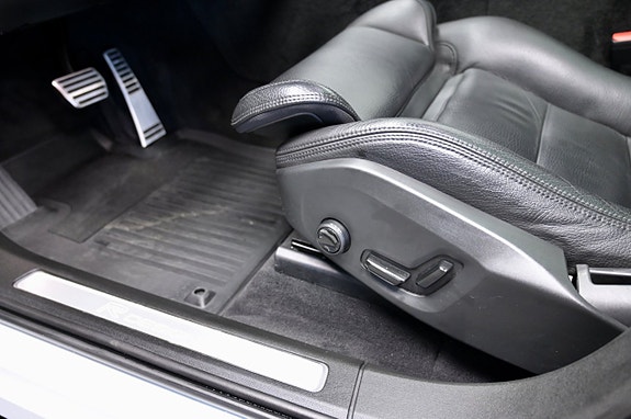Volvo XC60 21 of 28