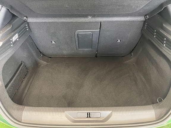 Peugeot 308 17 of 26