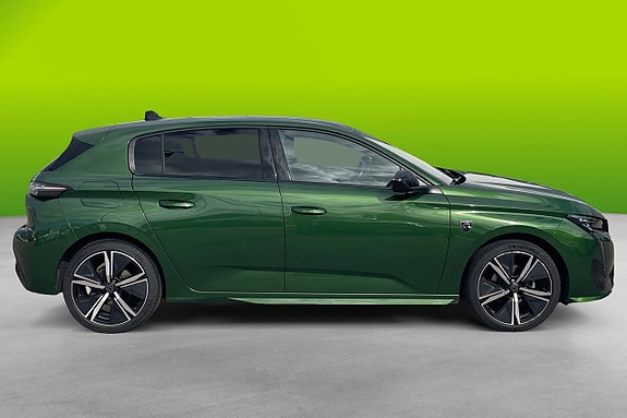 Peugeot 308 2 of 26